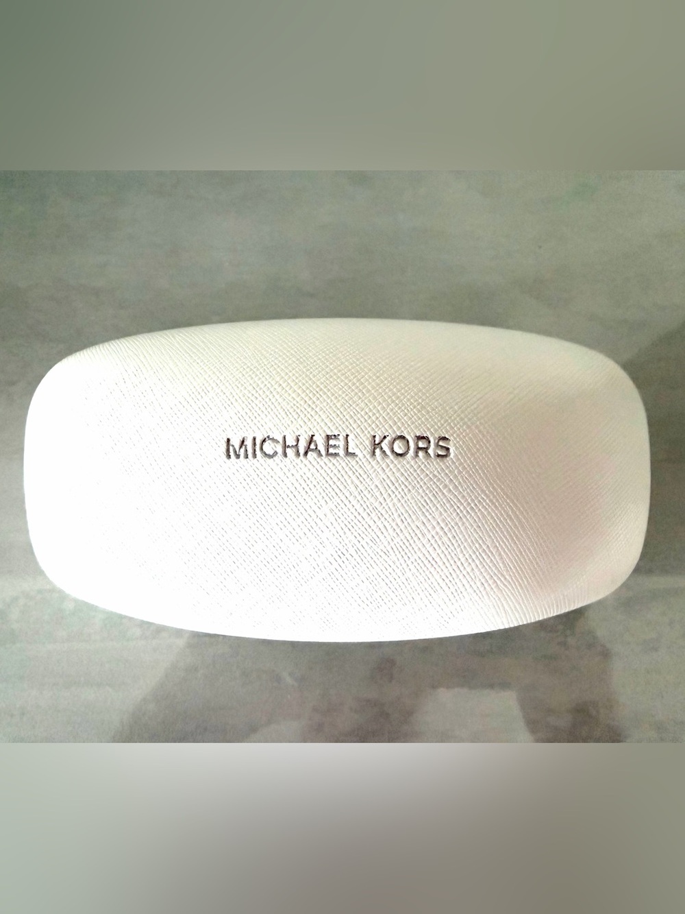 New Michael Kors White Sunglasses Case,
Accommodates Very Large Glasses